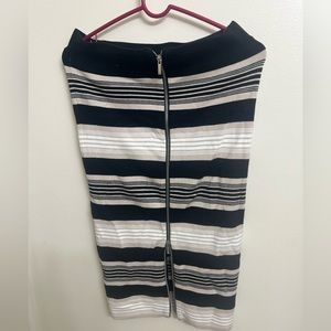 NY&Co Zipper Sweater Pencil Skirt